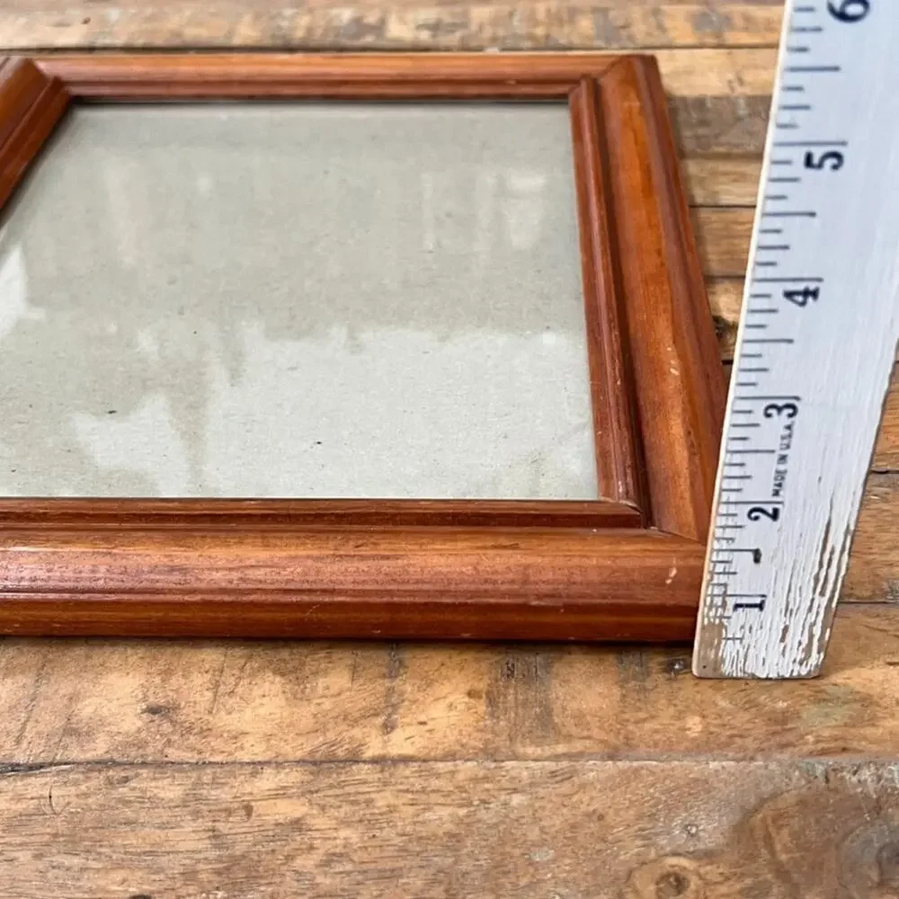 70's Wood Grain Finish Photo Frame Wall Mount Home Decor